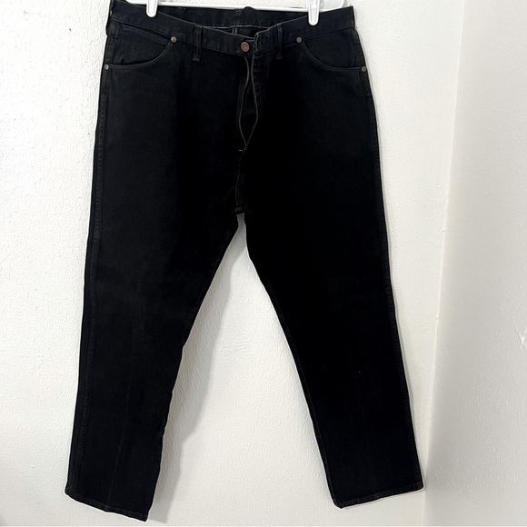 Vintage Wrangler Mens Jeans 40x32 Black Cowboy Western USA Made 100% Cotton - Picture 1 of 6